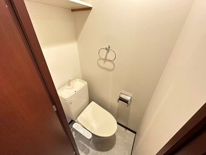 物件内観写真12　(トイレ)