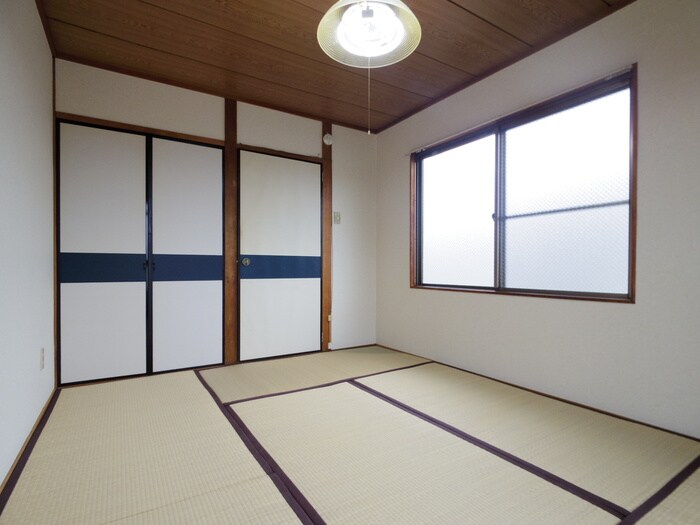 物件内観写真4　(居室)