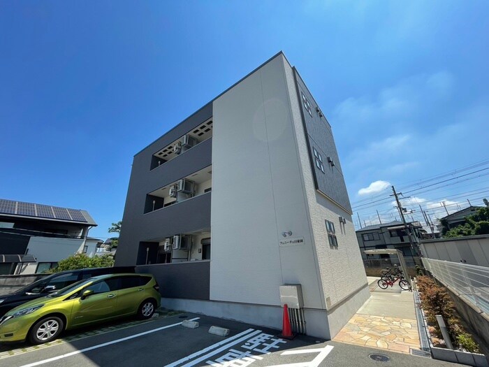 物件外観写真1　(外観写真)