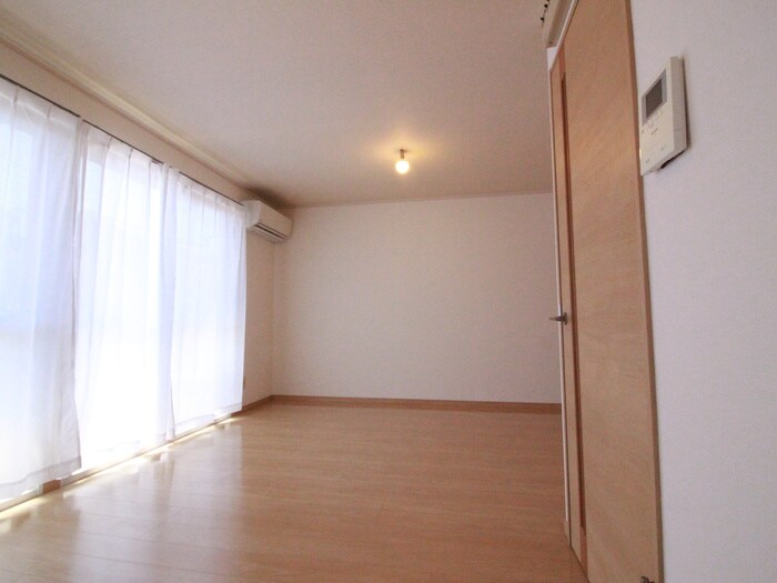 物件内観写真12　(居室)