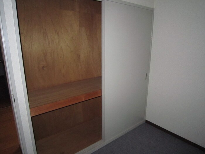 物件内観写真18　(収納)