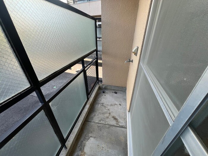 物件内観写真10　(洗濯機置場)