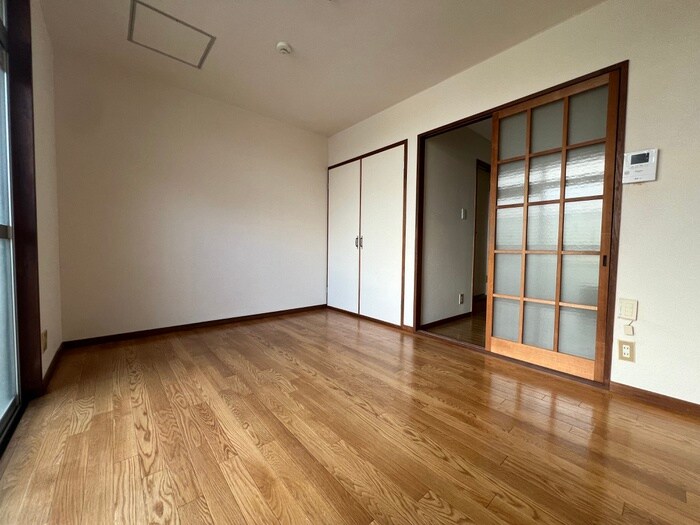 物件内観写真12　(居室)