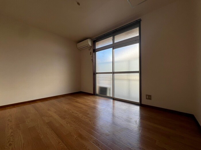 物件内観写真22　(居室)