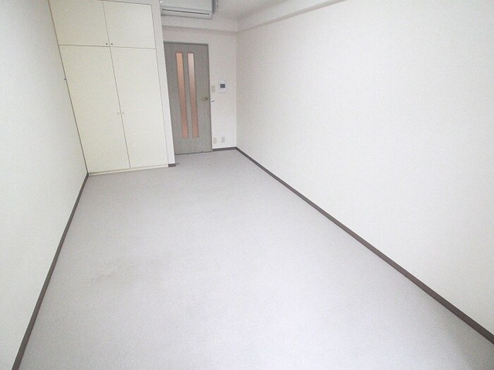 物件内観写真15　(居室)