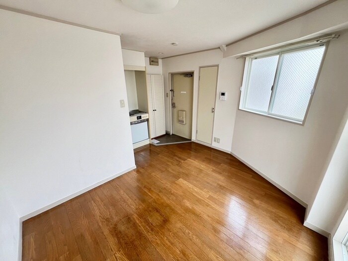 物件内観写真9　(居室)