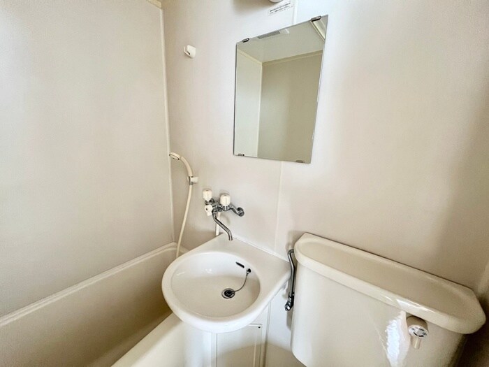 物件内観写真12　(洗面)