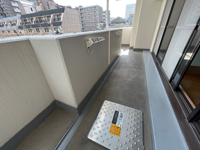 物件内観写真18　(ベランダ・バルコニー)