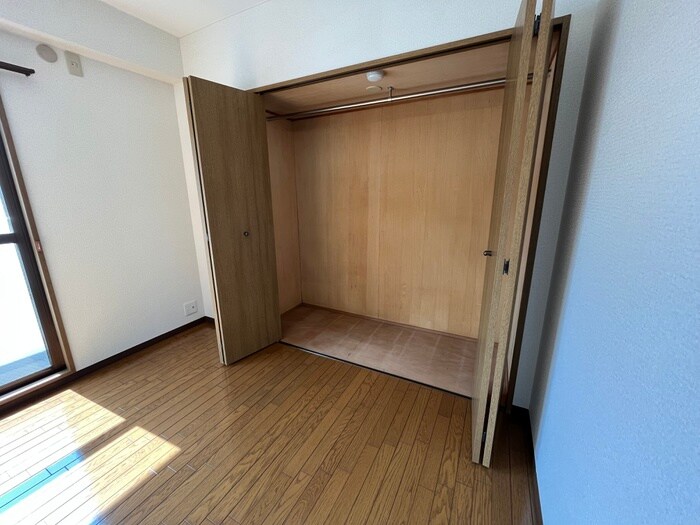 物件内観写真21　(収納)