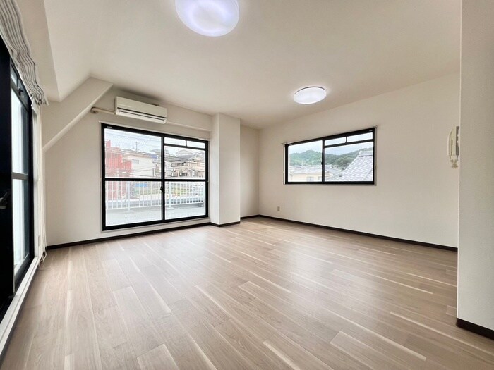 物件内観写真9　(居室)