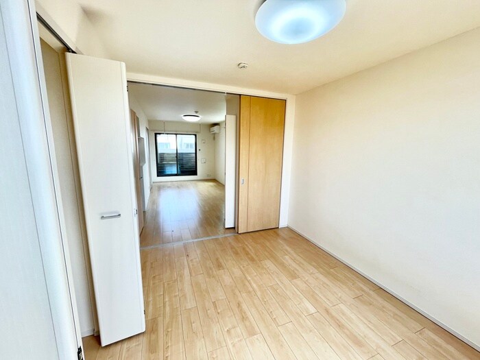 物件内観写真7　(居室)