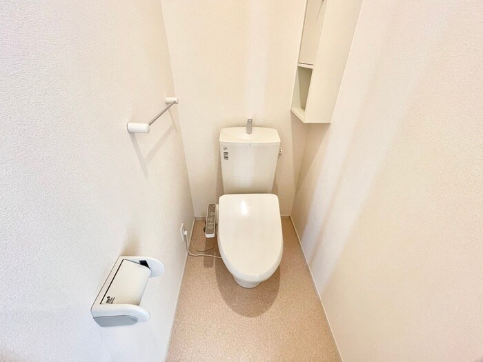 物件内観写真11　(トイレ)