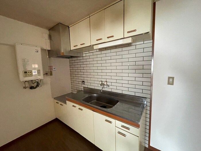 物件内観写真8　(キッチン)