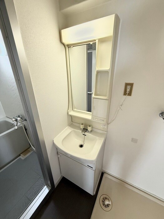 物件内観写真9　(洗面)