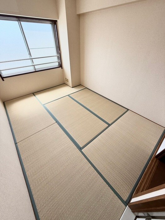 物件内観写真14　(居室)