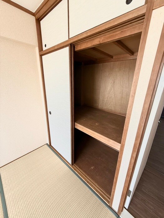 物件内観写真15　(収納)