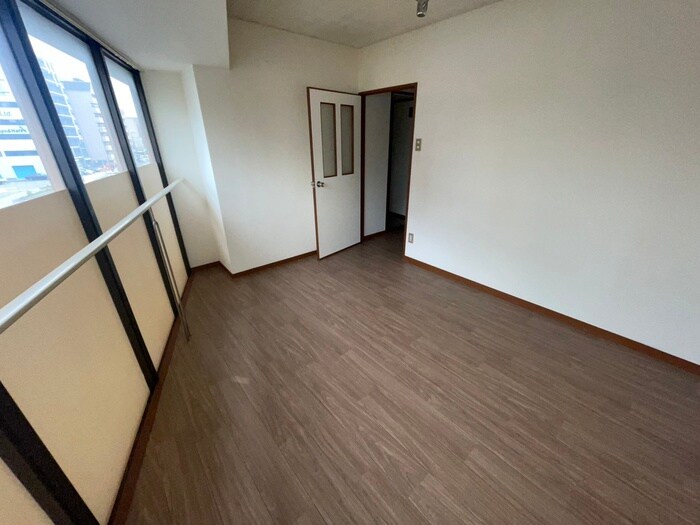 物件内観写真19　(居室)