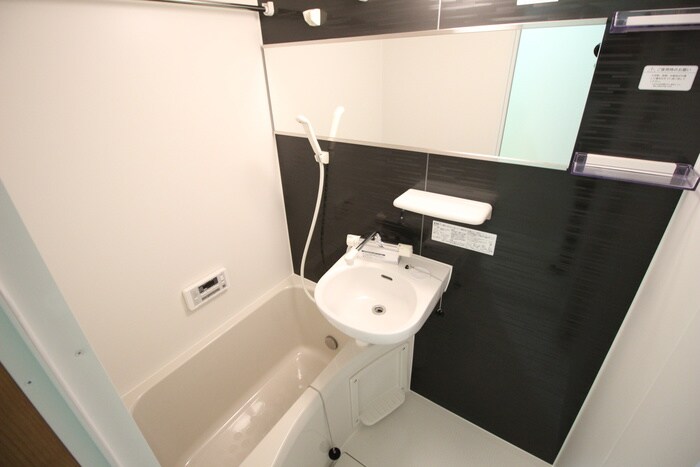 物件内観写真13　(バス／シャワールーム等)