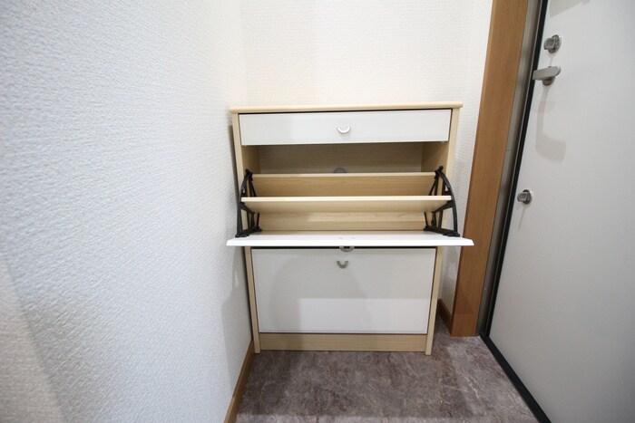 物件内観写真18　(靴箱)