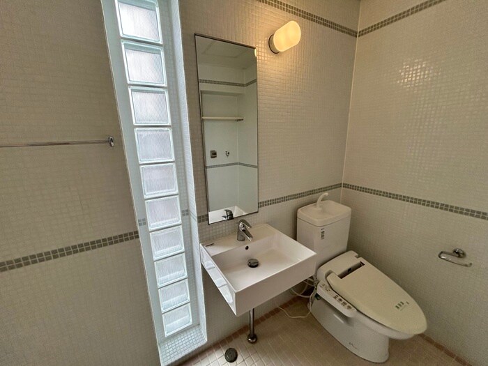 物件内観写真16　(洗面)