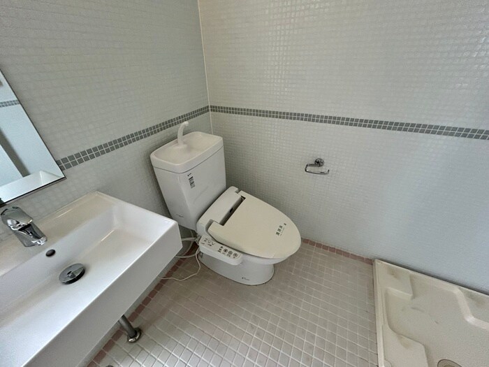 物件内観写真17　(トイレ)