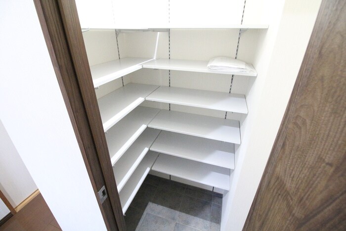 物件内観写真18　(靴箱)