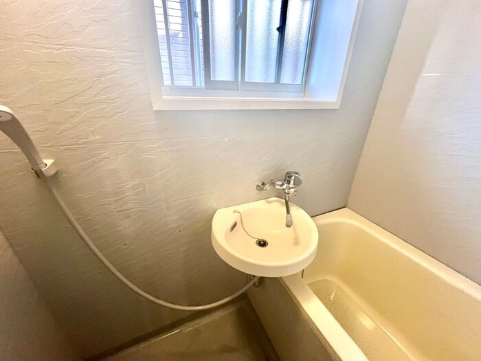 物件内観写真14　(洗面)