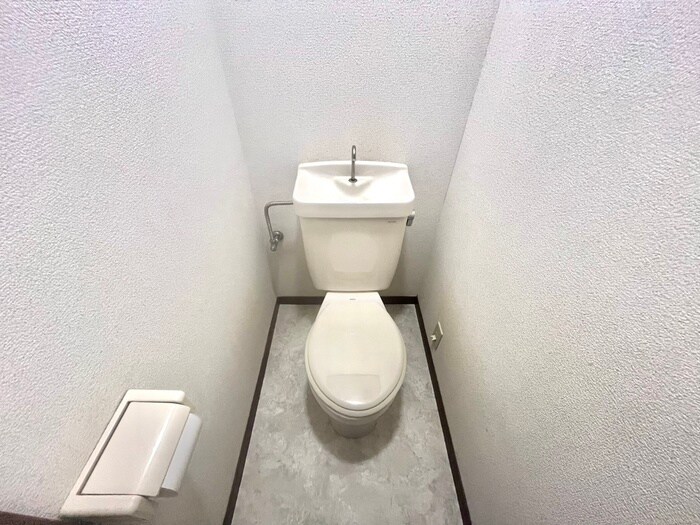 物件内観写真16　(トイレ)