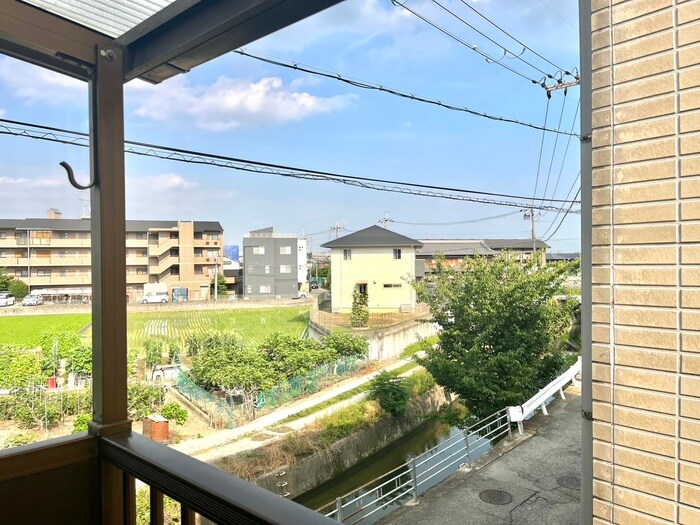 物件内観写真18　(室内からの展望)