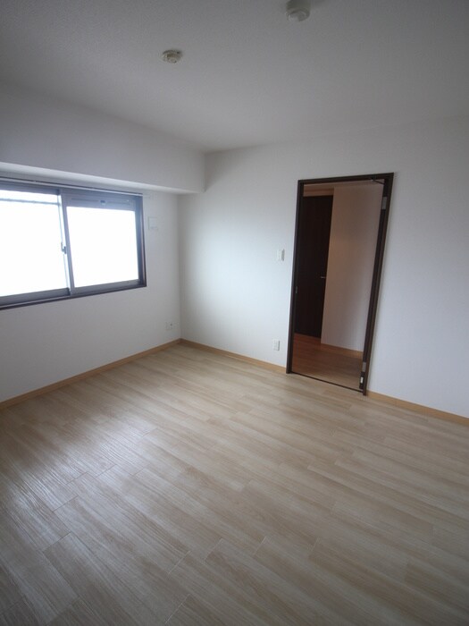 物件内観写真15　(内観写真)