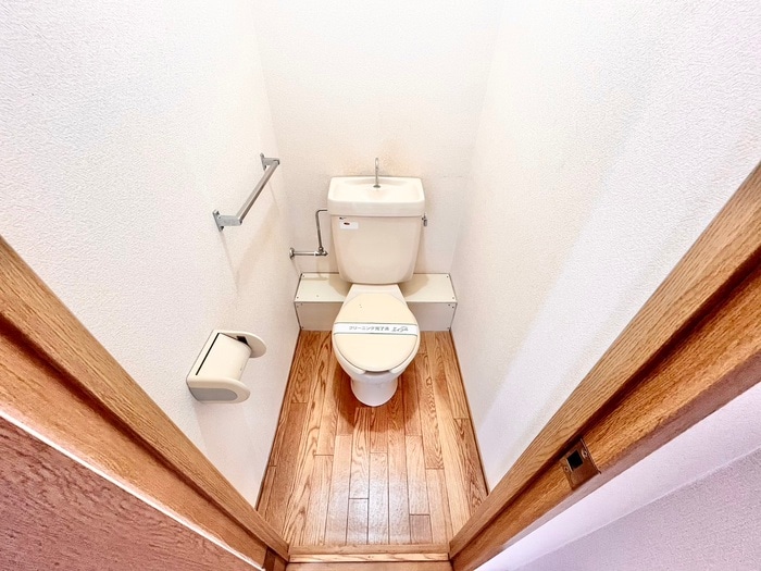 物件内観写真12　(トイレ)