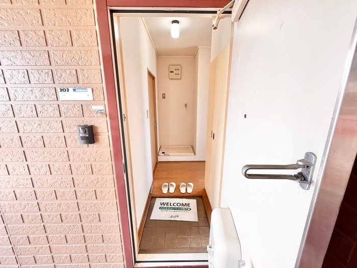 物件内観写真15　(玄関)