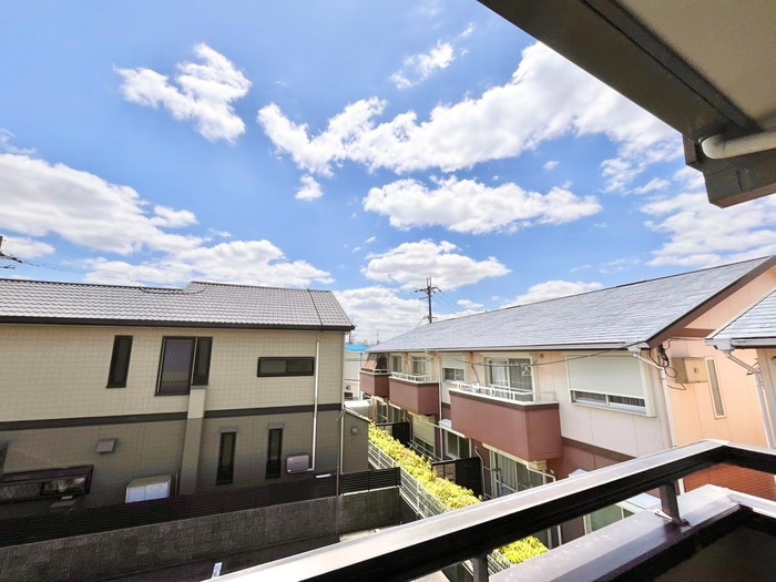 物件内観写真22　(室内からの展望)