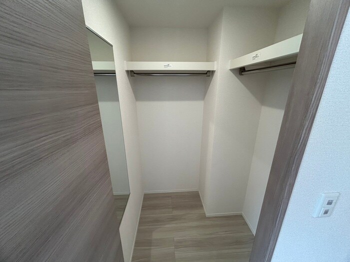 物件内観写真12　(収納)