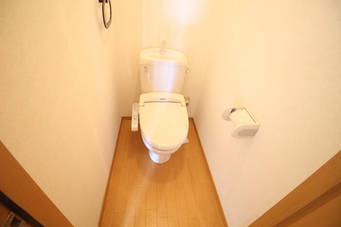 物件内観写真14　(トイレ)