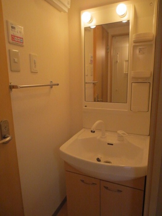 物件内観写真5　(洗面)