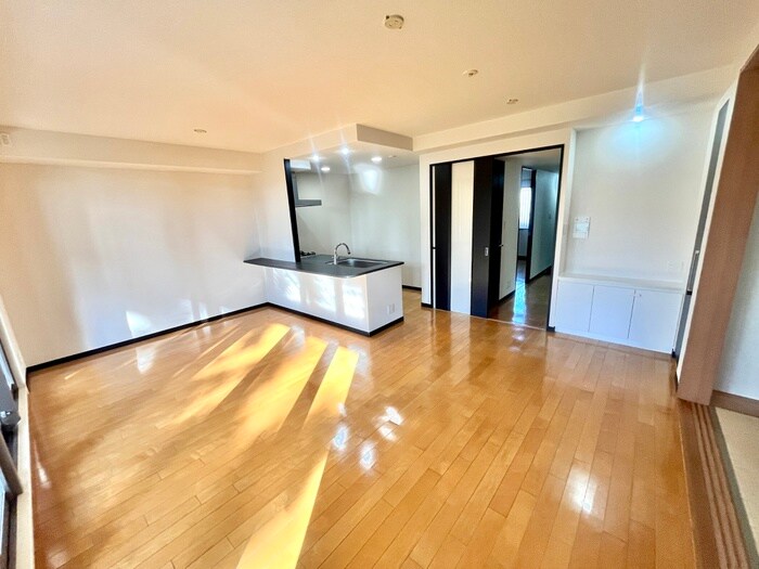 物件内観写真8　(居室)