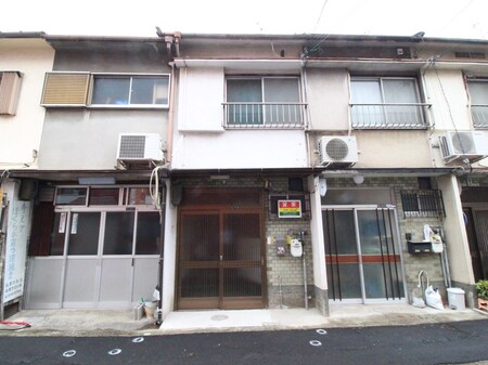 山之内1丁目貸家外観写真