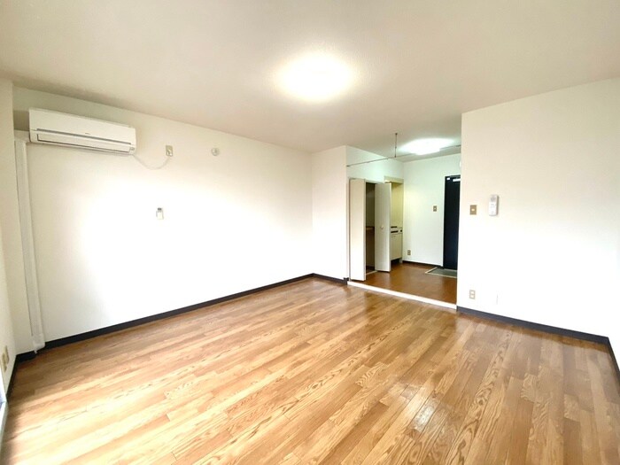 物件内観写真21　(居室)