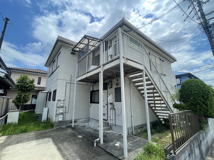 アンハウス