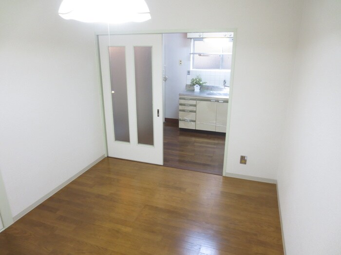 物件内観写真12　(居室)