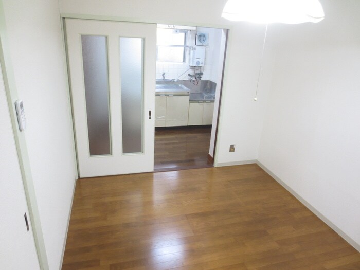 物件内観写真13　(居室)