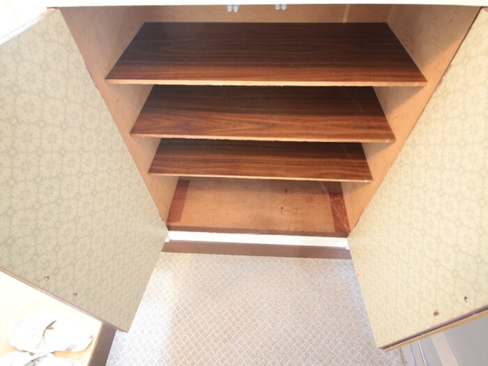 物件内観写真14　(靴箱)