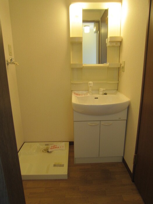 物件内観写真9　(洗面)