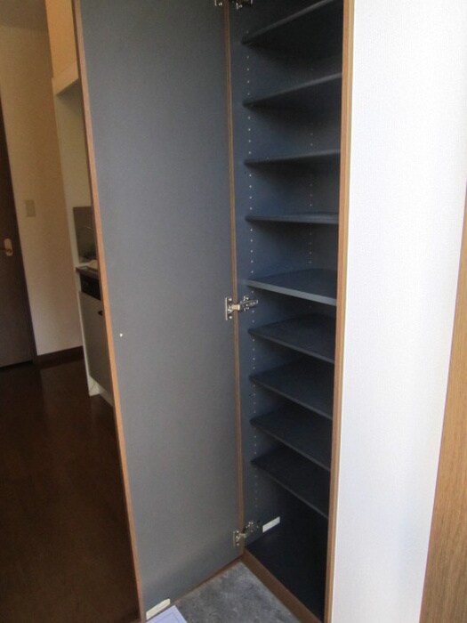 物件内観写真11　(靴箱)