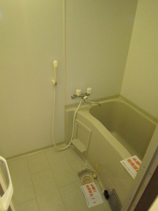 物件内観写真12　(バス／シャワールーム等)