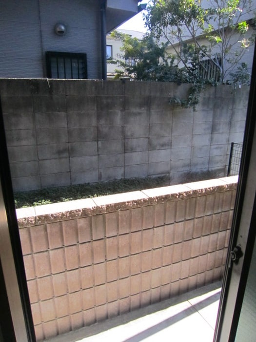 物件内観写真16　(室内からの展望)