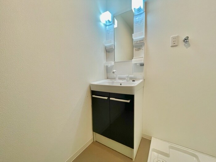 物件内観写真9　(洗面)