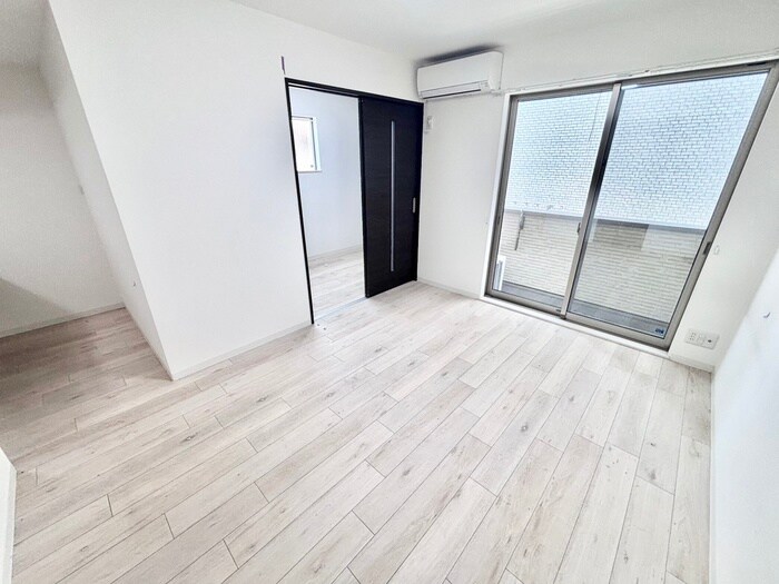 物件内観写真12　(居室)