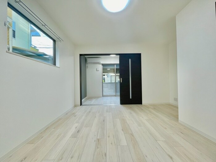 物件内観写真13　(居室)